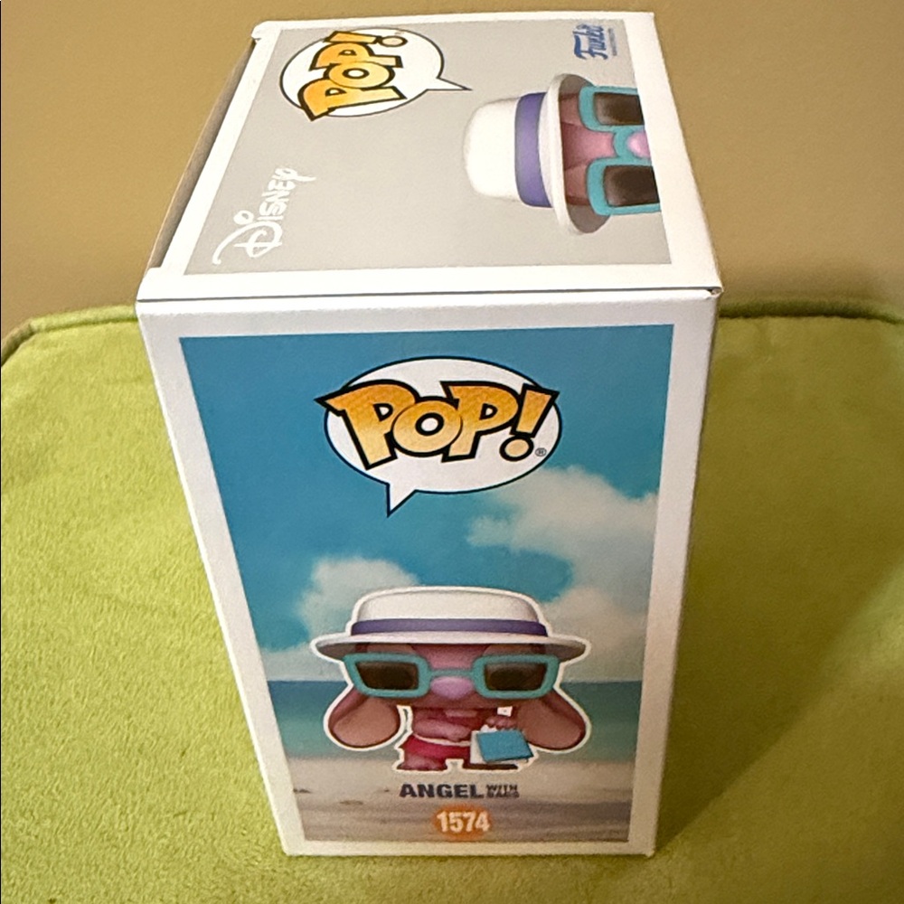 Funko POP! Disney: Lilo and Stitch Angel with Bags - Picture 7 of 9